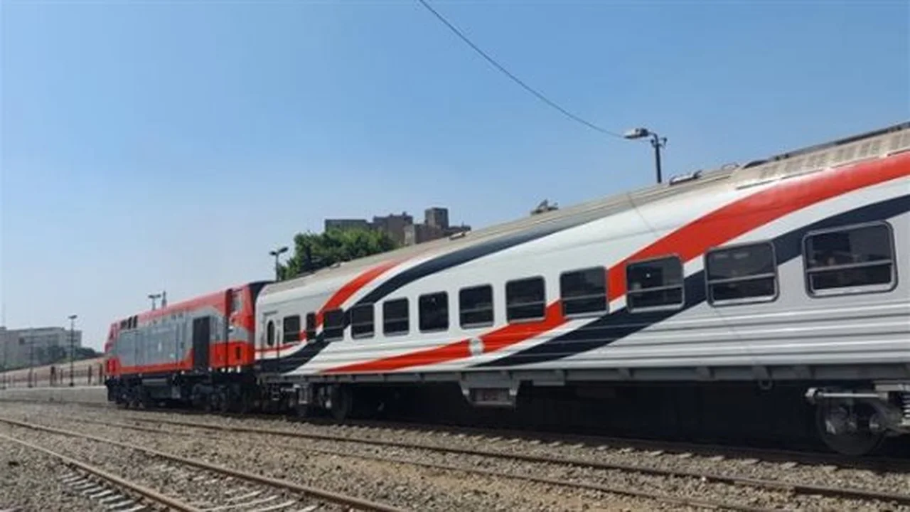 رحلة أسوان.. جدول مواعيد القطارات وأسعار التذاكر الجديدة من محطة مصر قنا